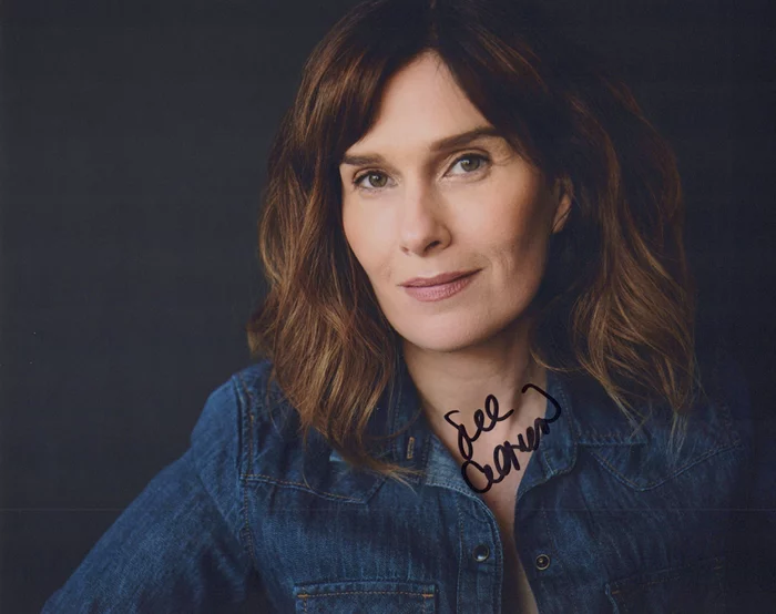 Sue Cremin autograph