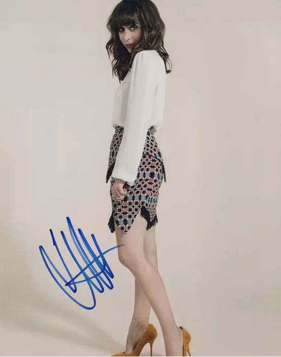 Cristin Milioti autograph