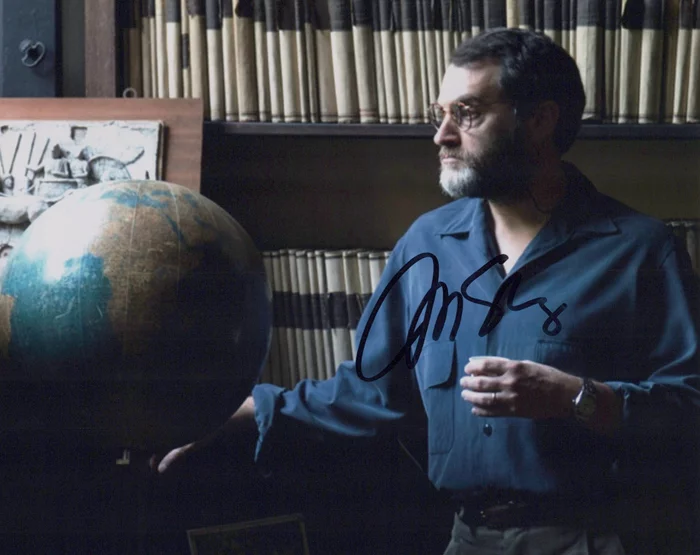 Michael Stuhlbarg autograph