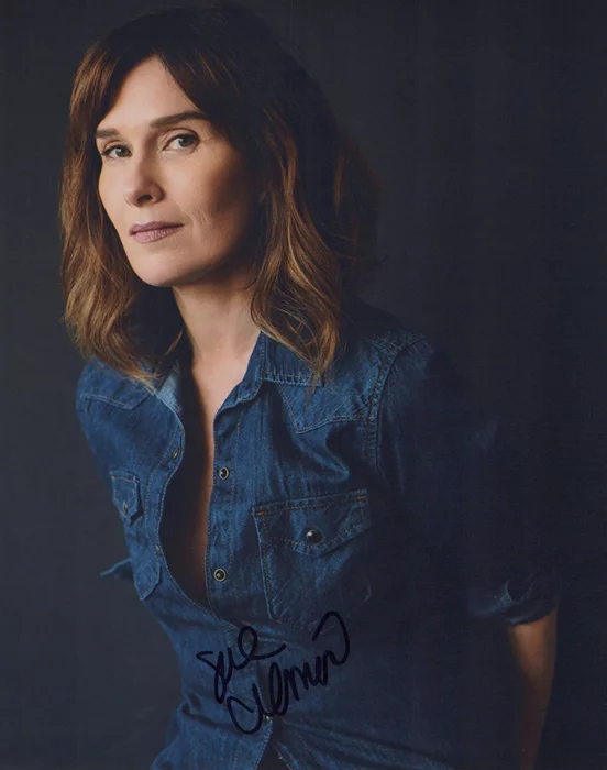 Sue Cremin autograph