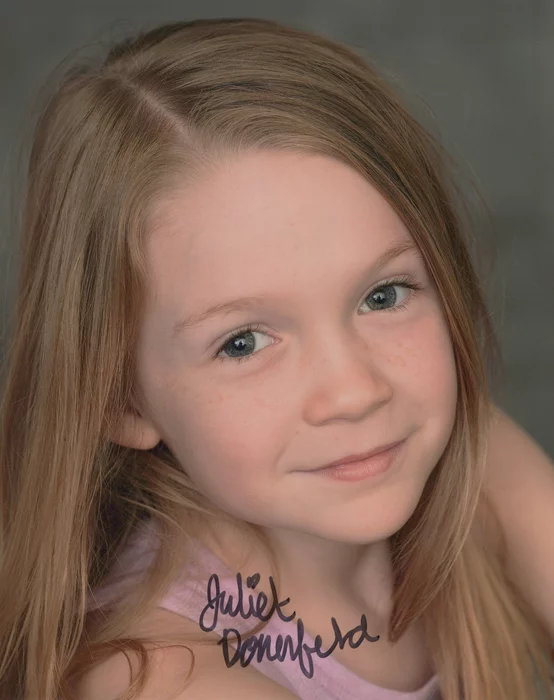 Juliet Donenfeld autograph