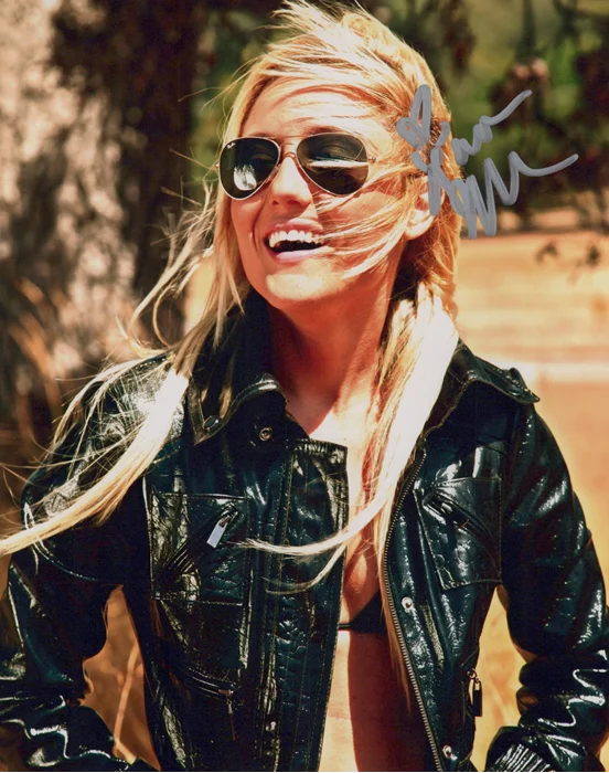 Lauren C. Mayhew autograph