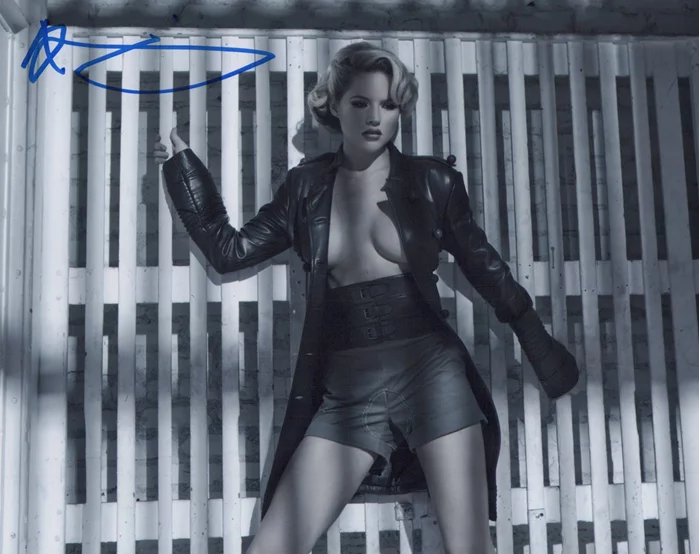 Ashley Mattingly autograph
