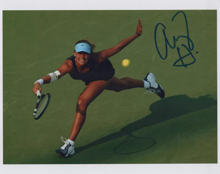 Ashley Harkleroad autograph