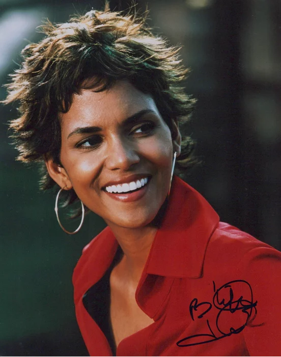 Halle Berry autograph