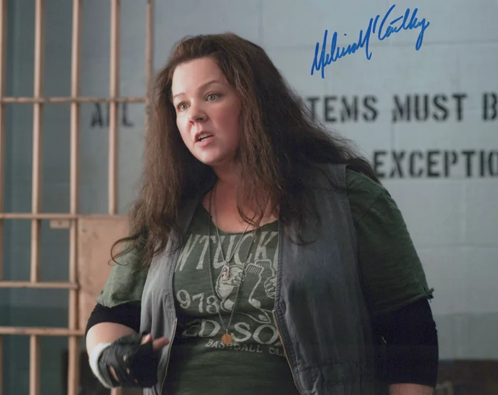 Melissa McCarthy autograph