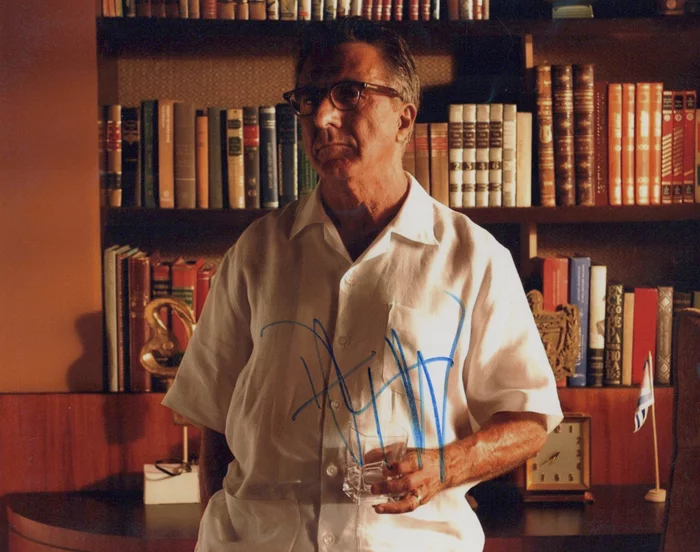 Dustin Hoffman autograph