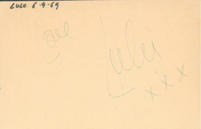 Lulu autograph