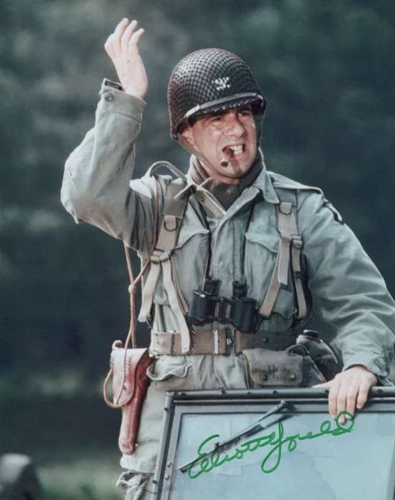 Elliott Gould autograph
