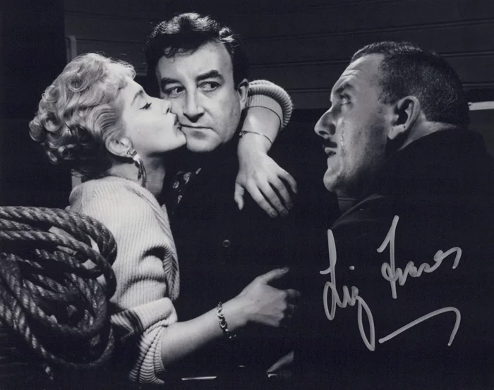 Liz Fraser autograph