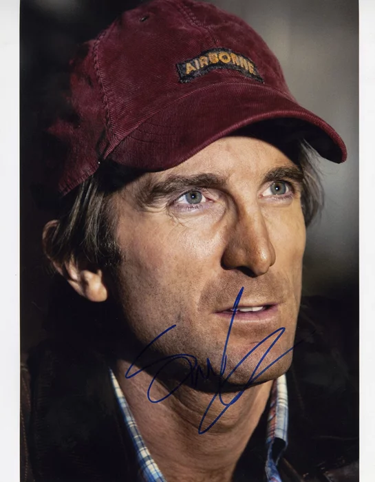Sharlto Copley autograph
