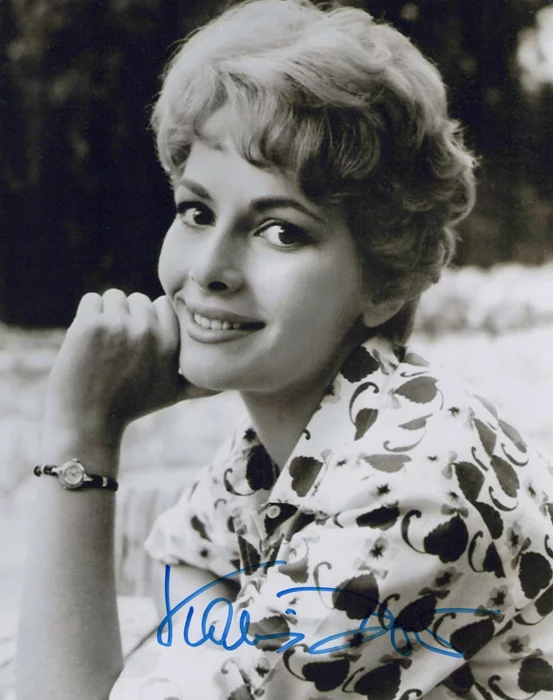 Karin Dor autograph