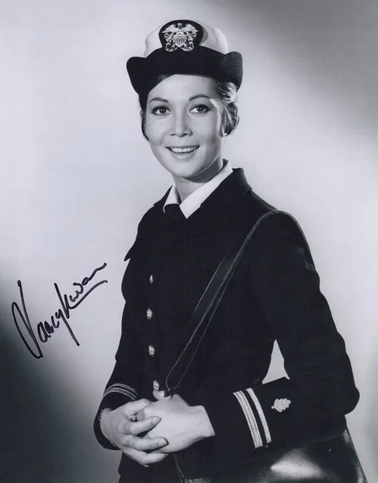 Nancy Kwan autograph