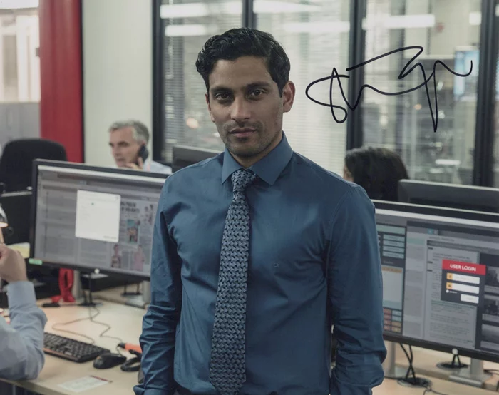 Shane Zaza autograph