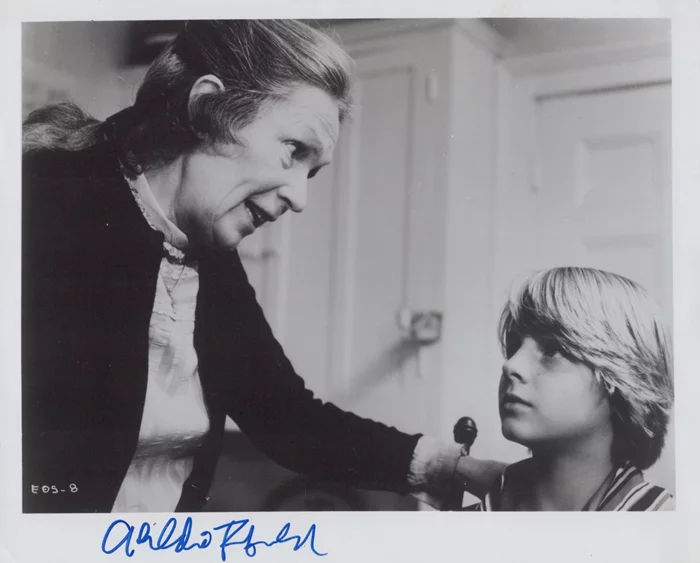 Geraldine Fitzgerald autograph
