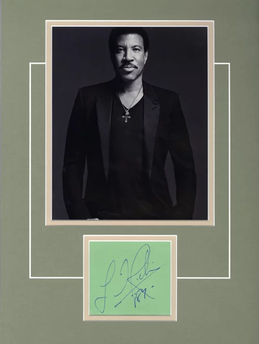 Lionel Richie autograph