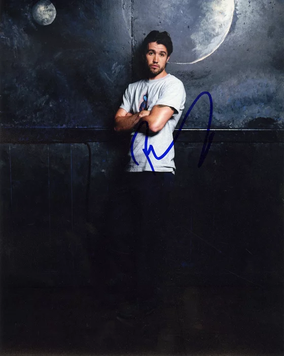 Rob McElhenney autograph