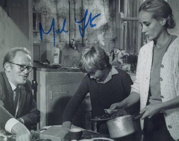 Mark Lester autograph