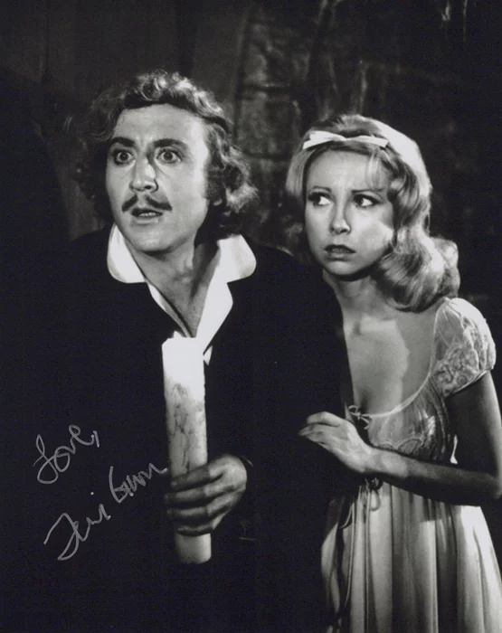 Teri Garr autograph