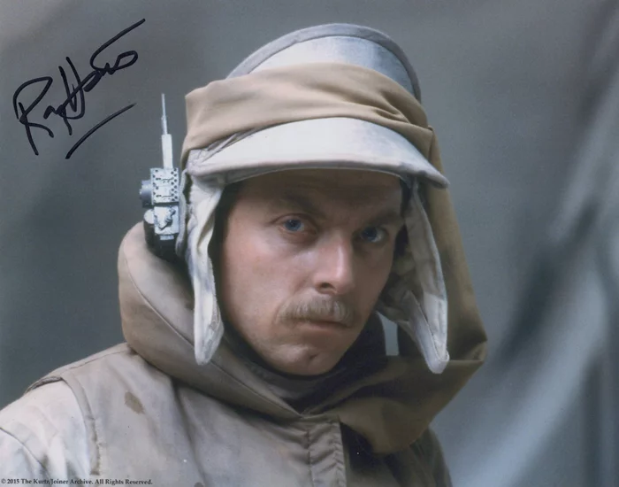 Ray Hassett autograph