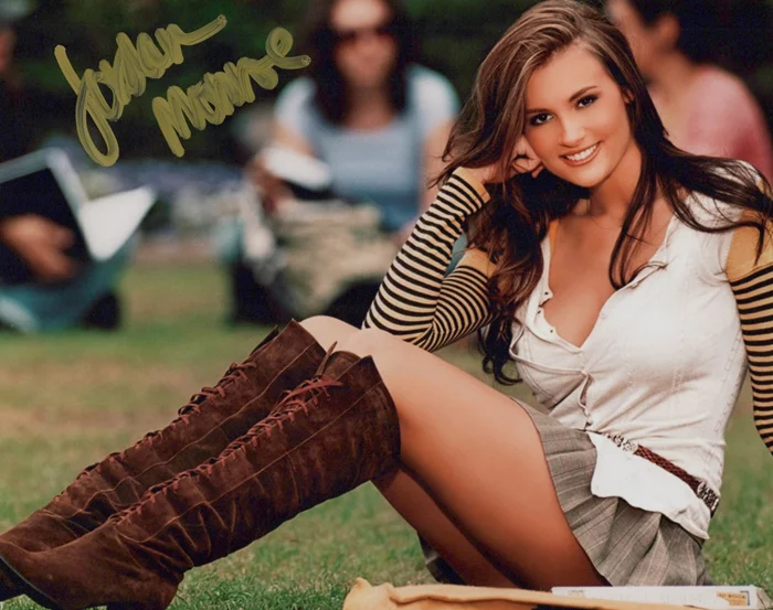 Jordan Monroe autograph