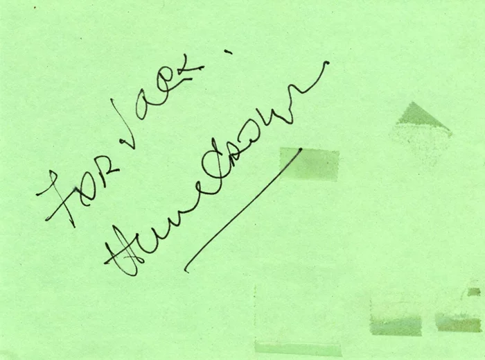 Hume Cronyn autograph