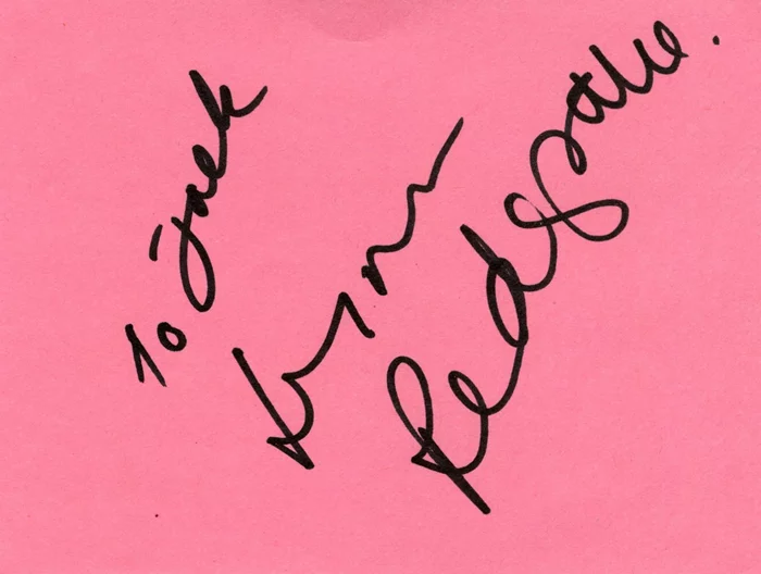 Lynn Redgrave autograph