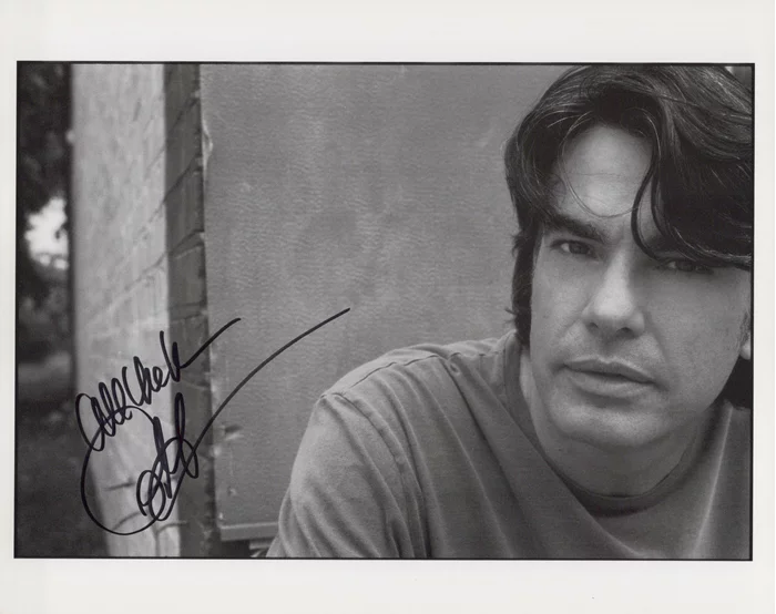 Peter Gallagher autograph