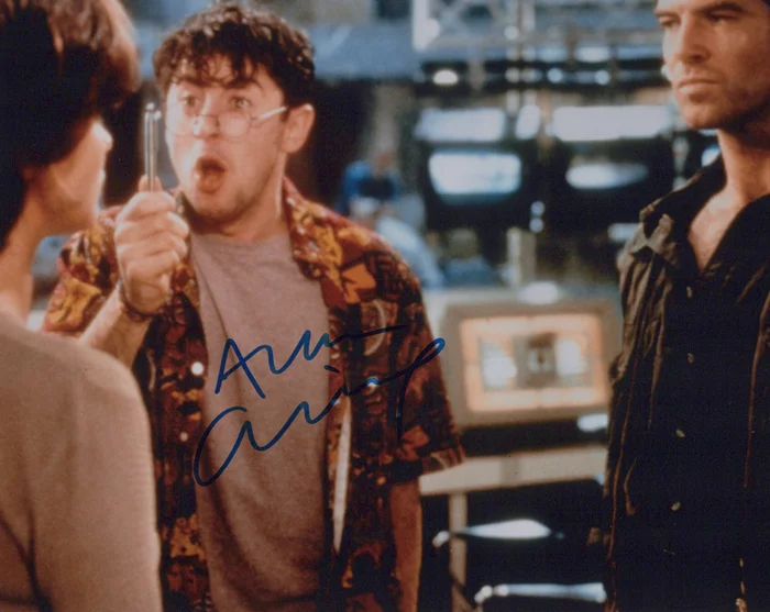 Alan Cumming autograph