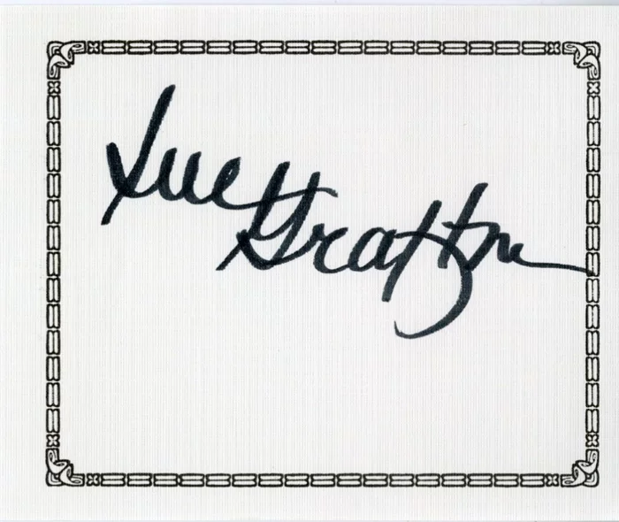 Sue Grafton autograph