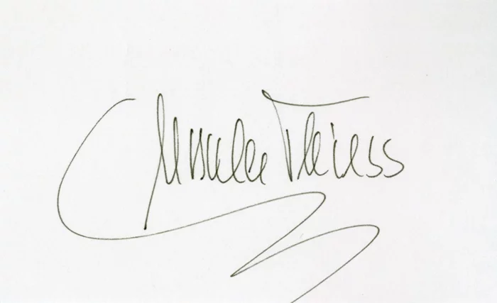 Ursula Thiess autograph