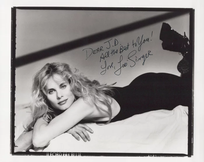Lori Singer autograph