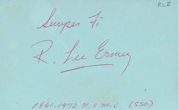 R. Lee Ermey autograph