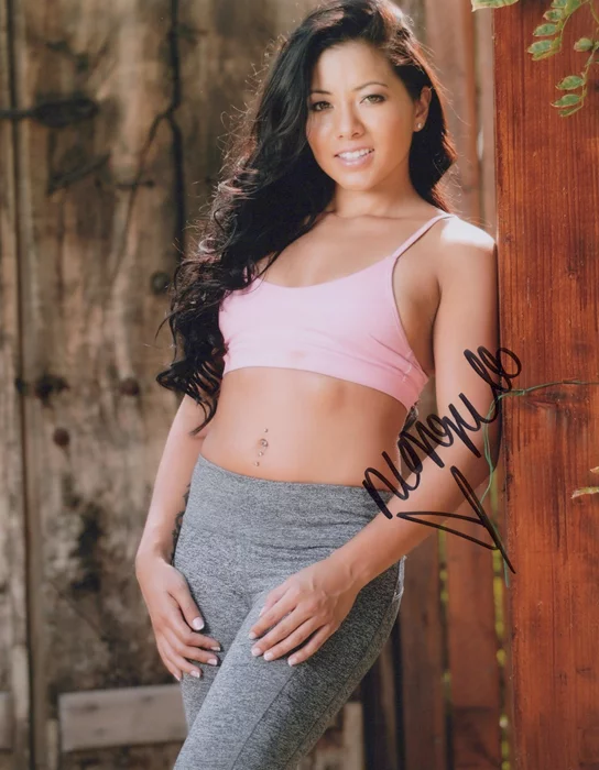 Morgan Lee autograph