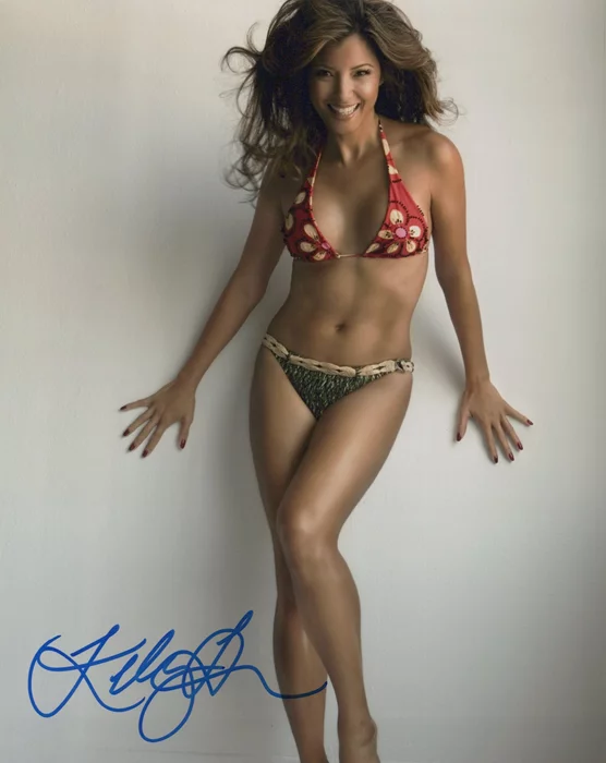 Kelly Hu autograph