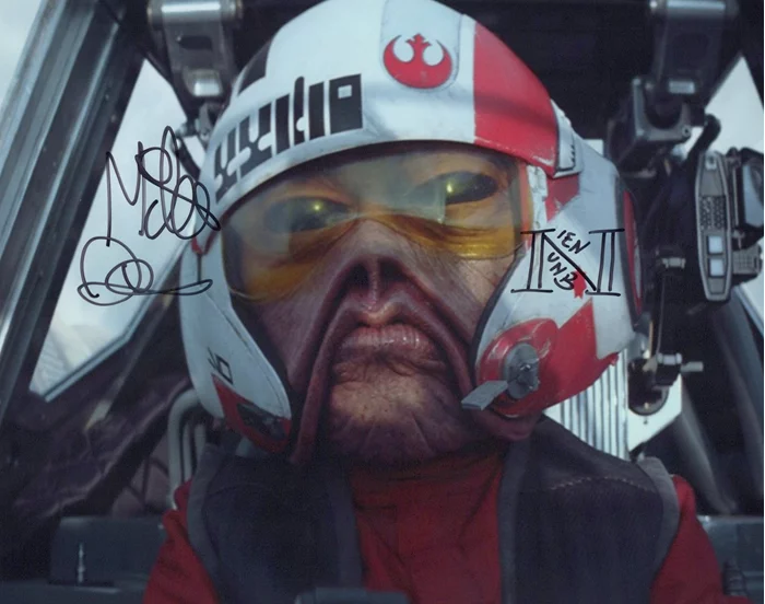 Mike Quinn autograph