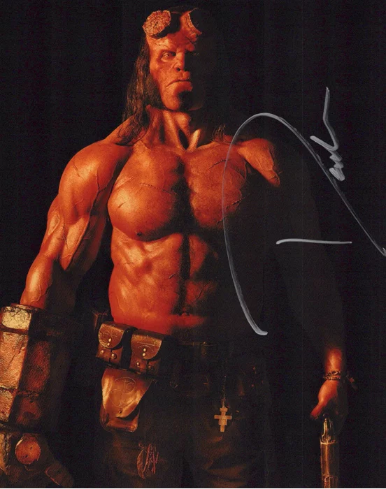 David Harbour autograph
