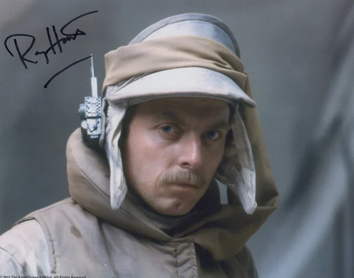 Ray Hassett autograph