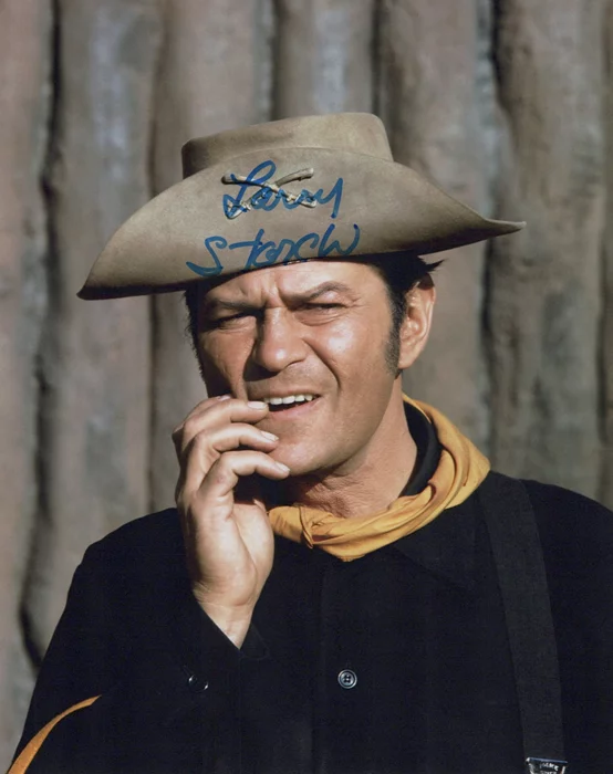 Larry Storch autograph