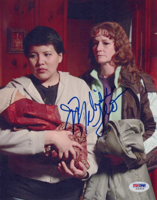 Melissa Leo autograph