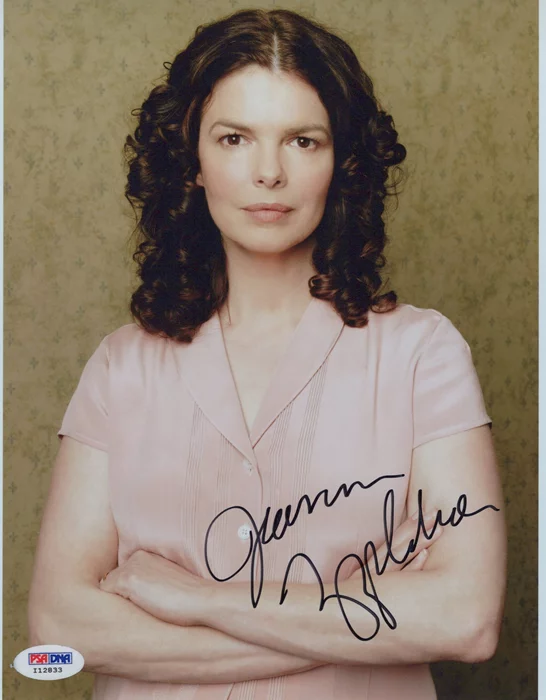 Jeanne Tripplehorn autograph