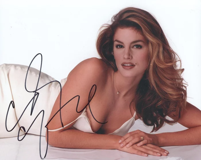 Cindy Crawford autograph