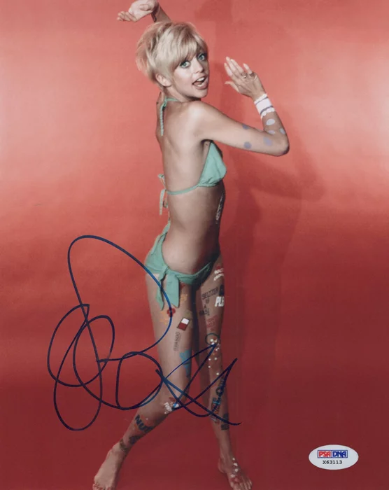 Goldie Hawn autograph
