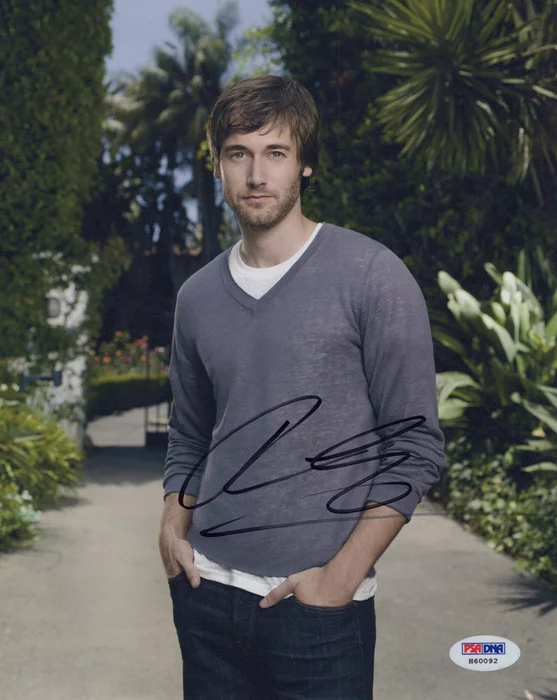 Ryan Eggold autograph