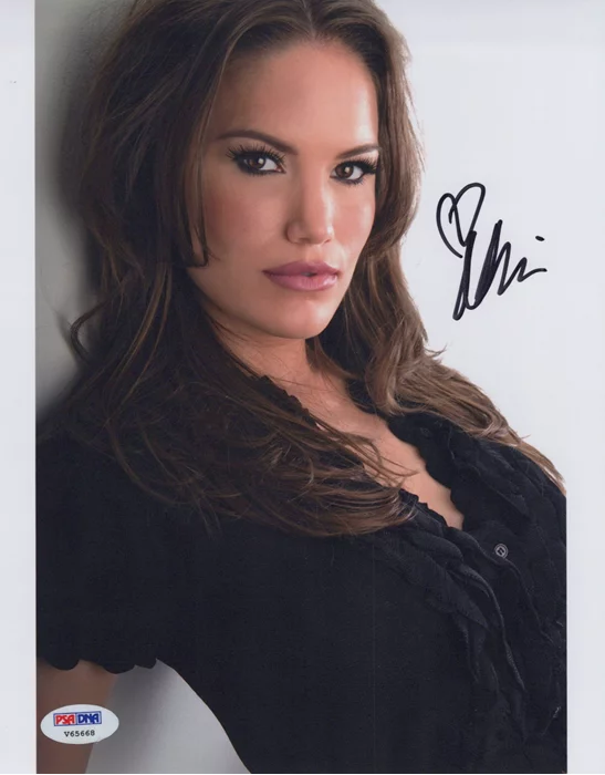 Vanessa  Gomez autograph