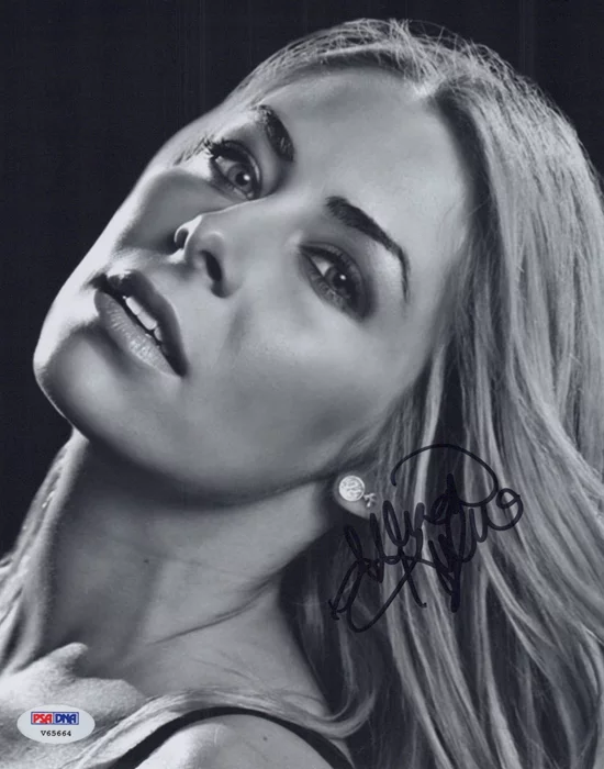 Allison Kyler autograph