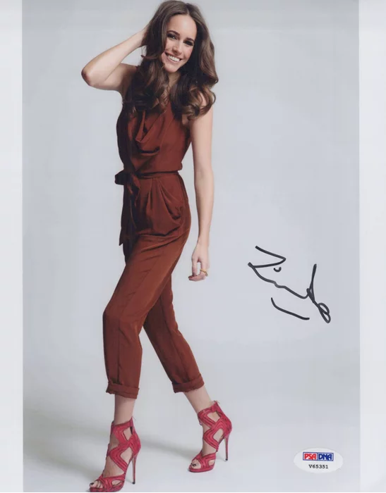 Louise Roe autograph