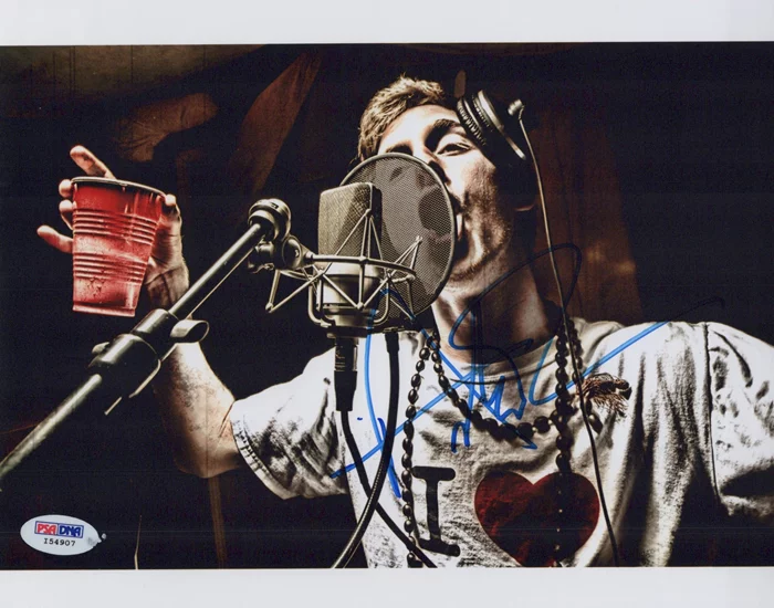Asher Roth autograph