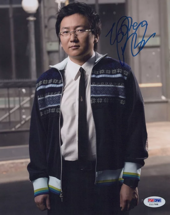 Masi Oka autograph