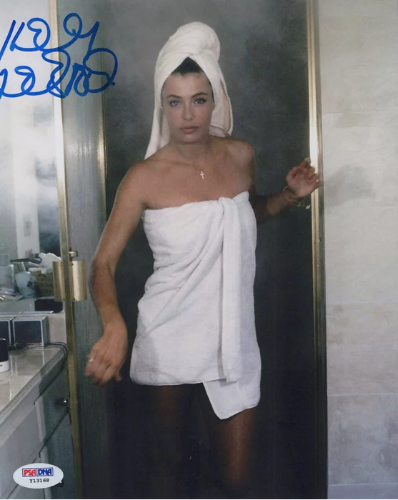 Kelly LeBrock autograph